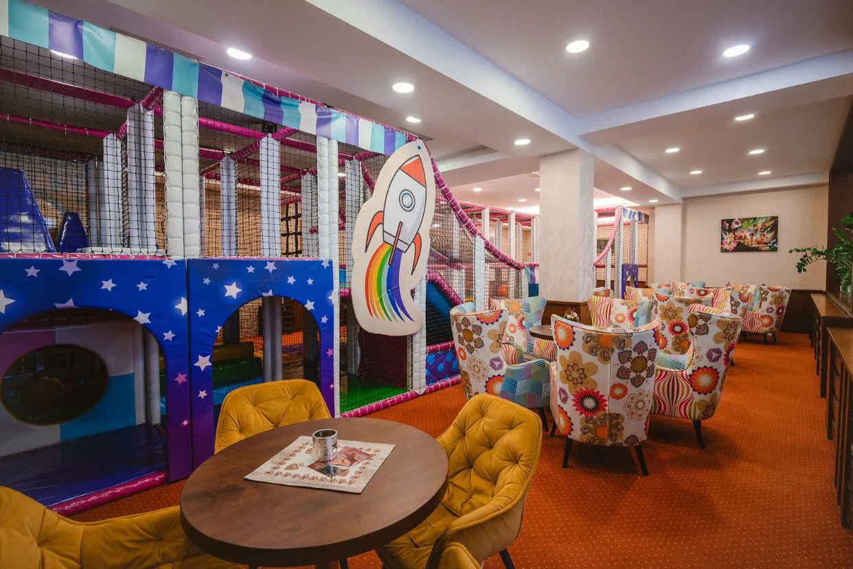 Hotel LESANA